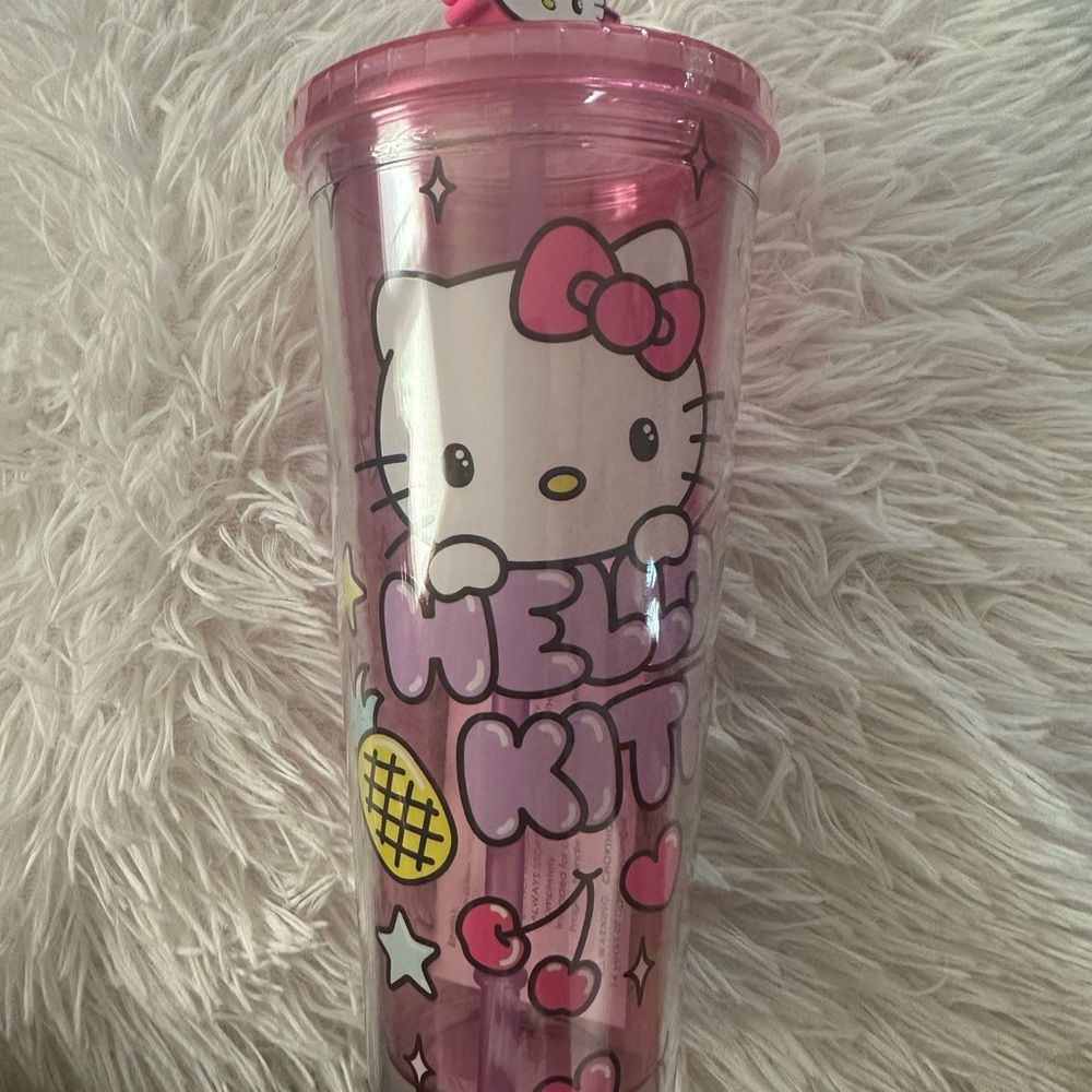 Hello Kitty Pink Tumbler with Straw (New) 24 ounce